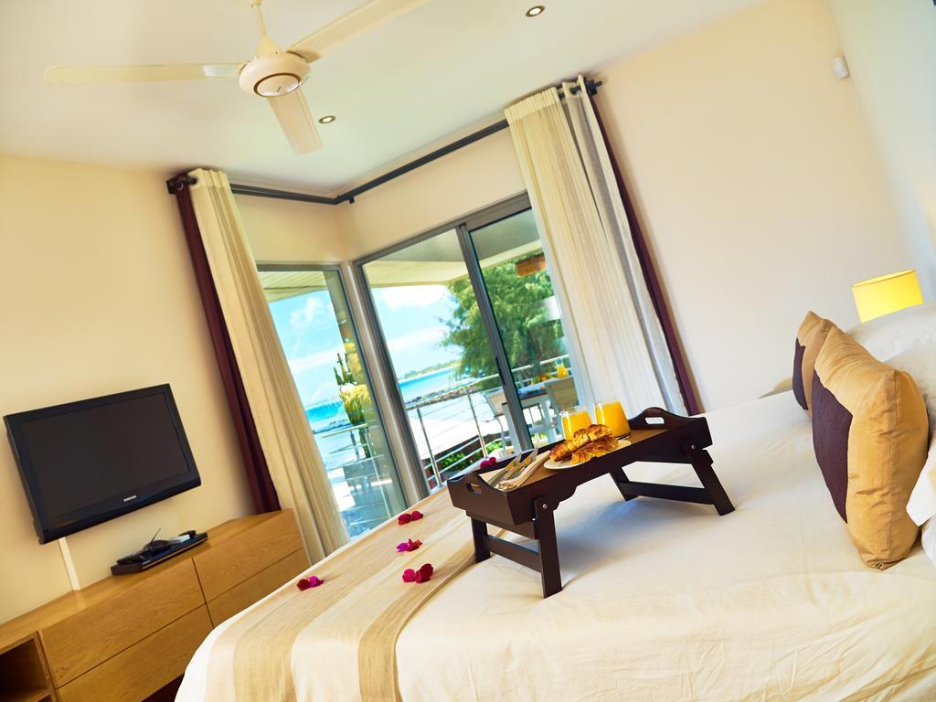Bon Azur Beachfront Suites & Penthouses With Lov Trou aux Biches Bagian luar foto