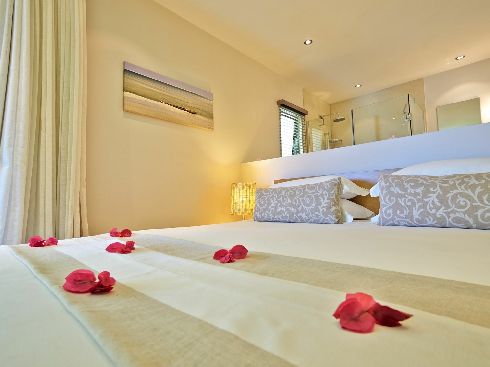 Bon Azur Beachfront Suites & Penthouses With Lov Trou aux Biches Bagian luar foto