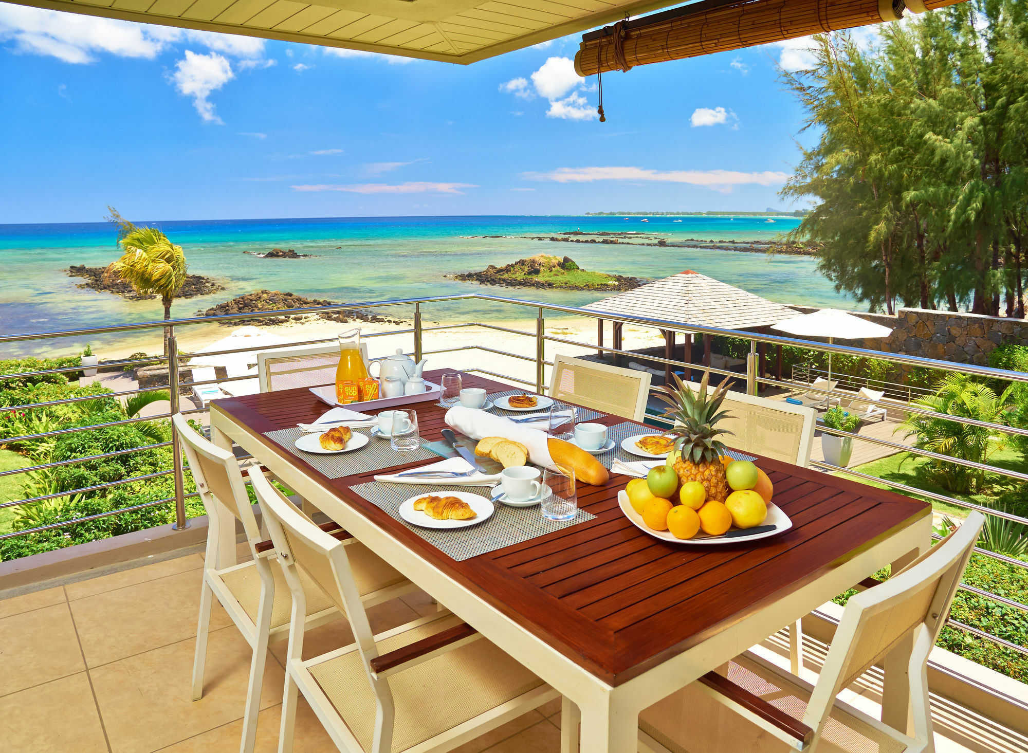 Bon Azur Beachfront Suites & Penthouses With Lov Trou aux Biches Bagian luar foto