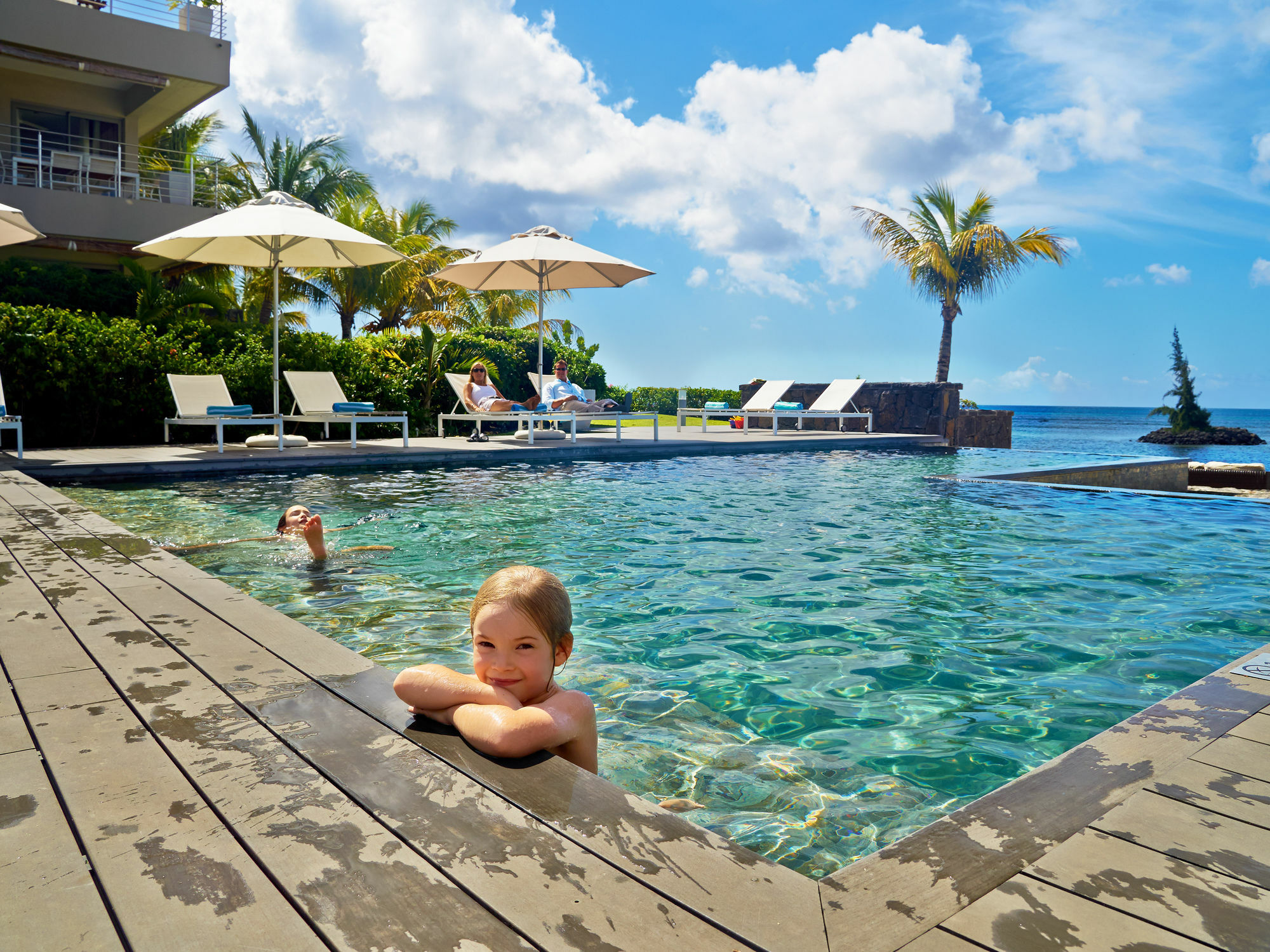 Bon Azur Beachfront Suites & Penthouses With Lov Trou aux Biches Bagian luar foto
